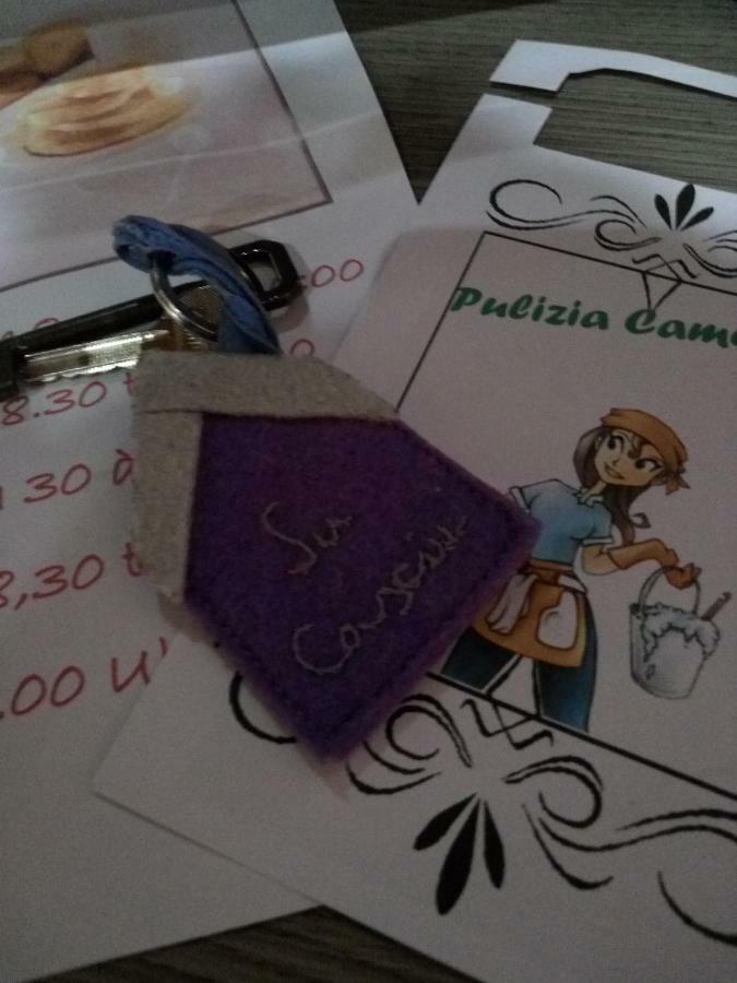 Su Casciu Panzió Bosa Kültér fotó