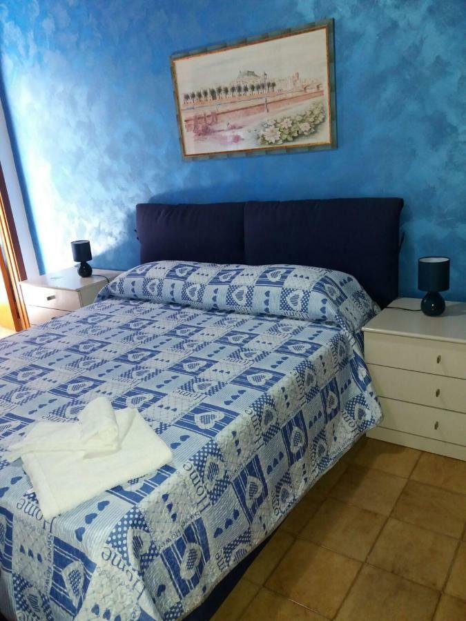 Su Casciu Panzió Bosa Kültér fotó
