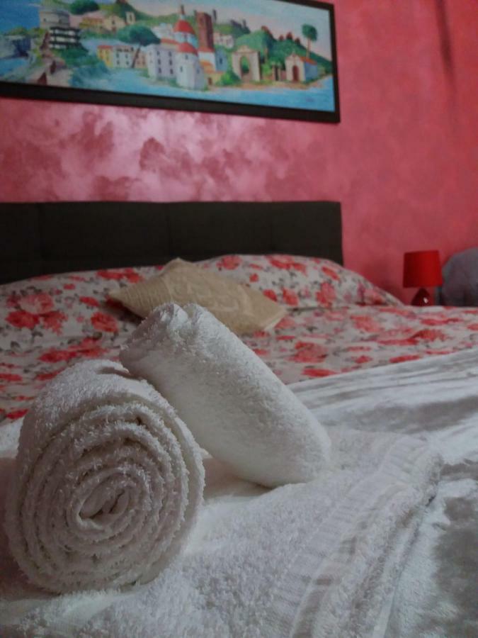 Su Casciu Panzió Bosa Kültér fotó